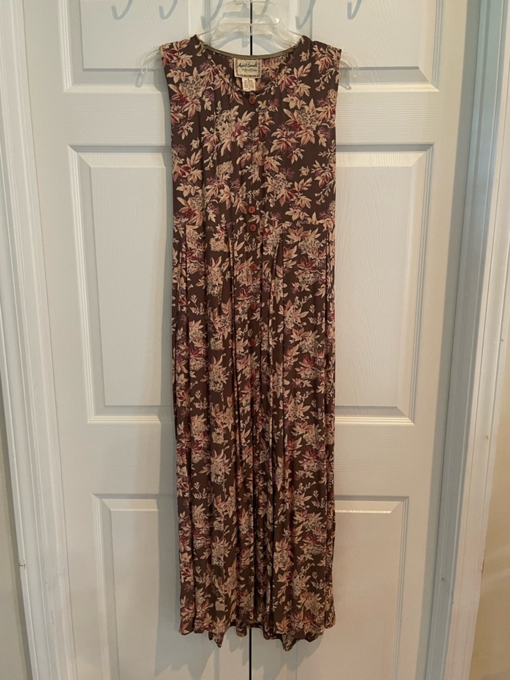 Sleeveless Floral Maxi Dress
